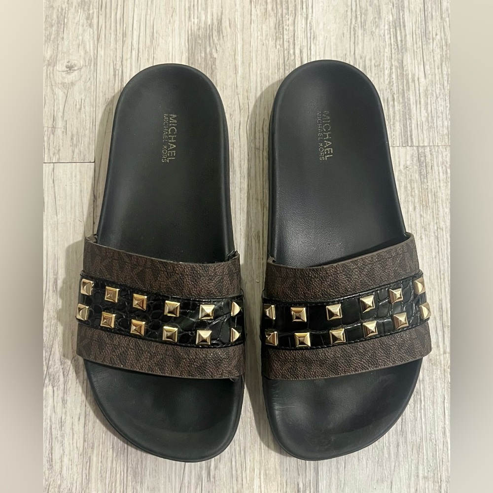 Michael Kors Black & Brown Slides with Gold Studs 
Size 7